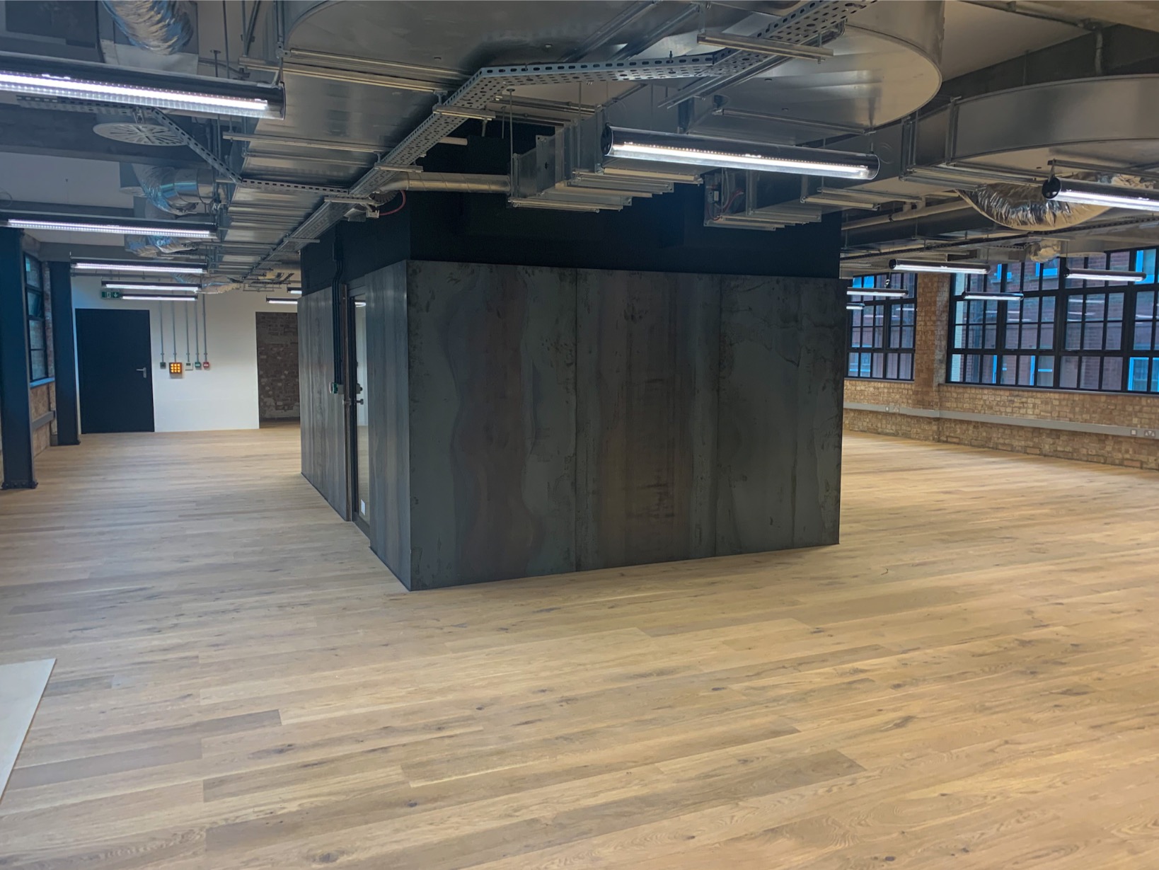 high-end-commercial-construction-uk-london HERITAGE RENOVATIONS LONDON
