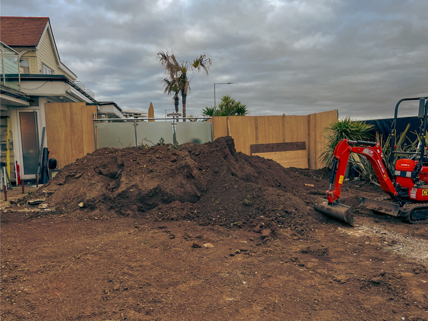 luxury-new-build LUXURY NEW BUILD HOMES LONDON
